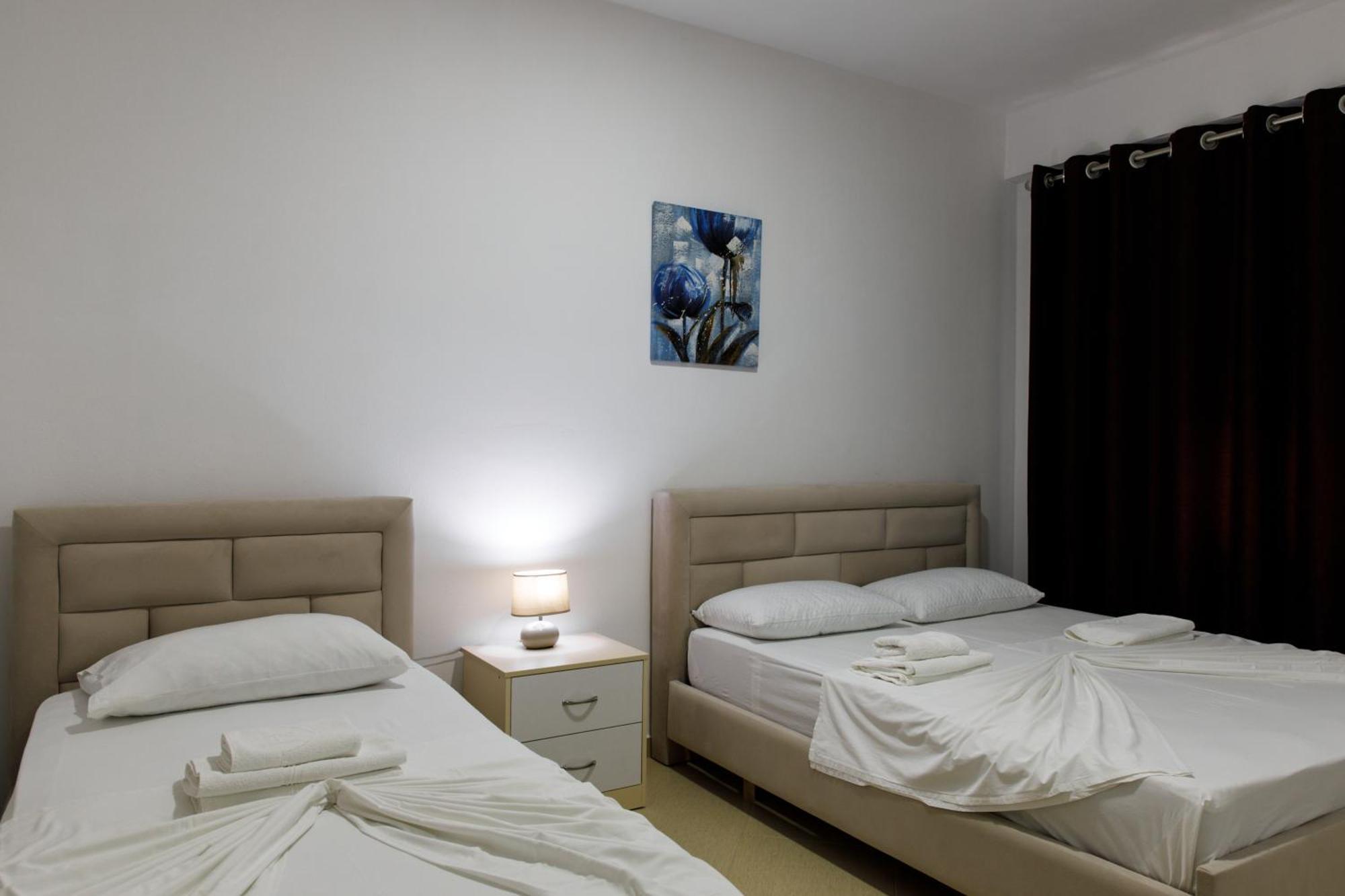 Grand Blue Aparthotel Saranda Zewnętrze zdjęcie